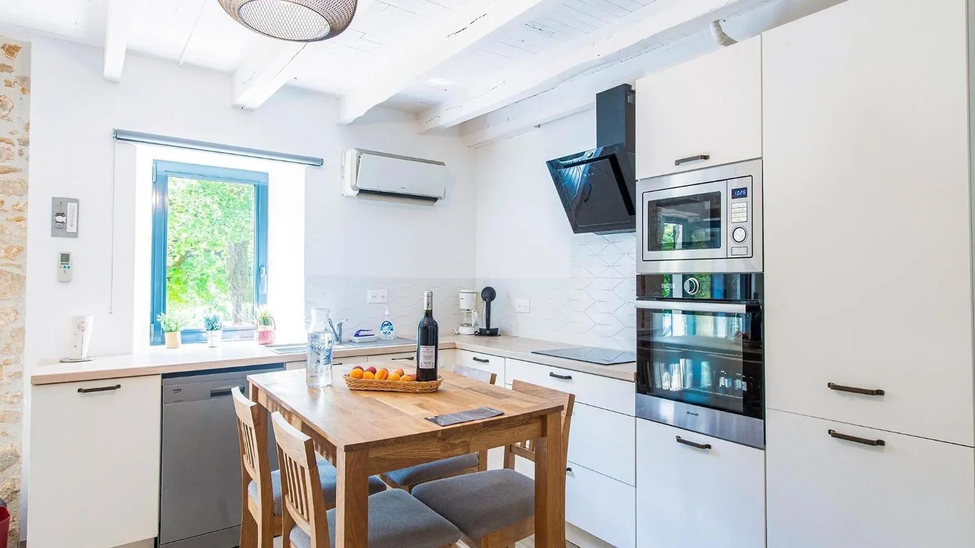Tranquil Holiday Home In Soturac With Pool