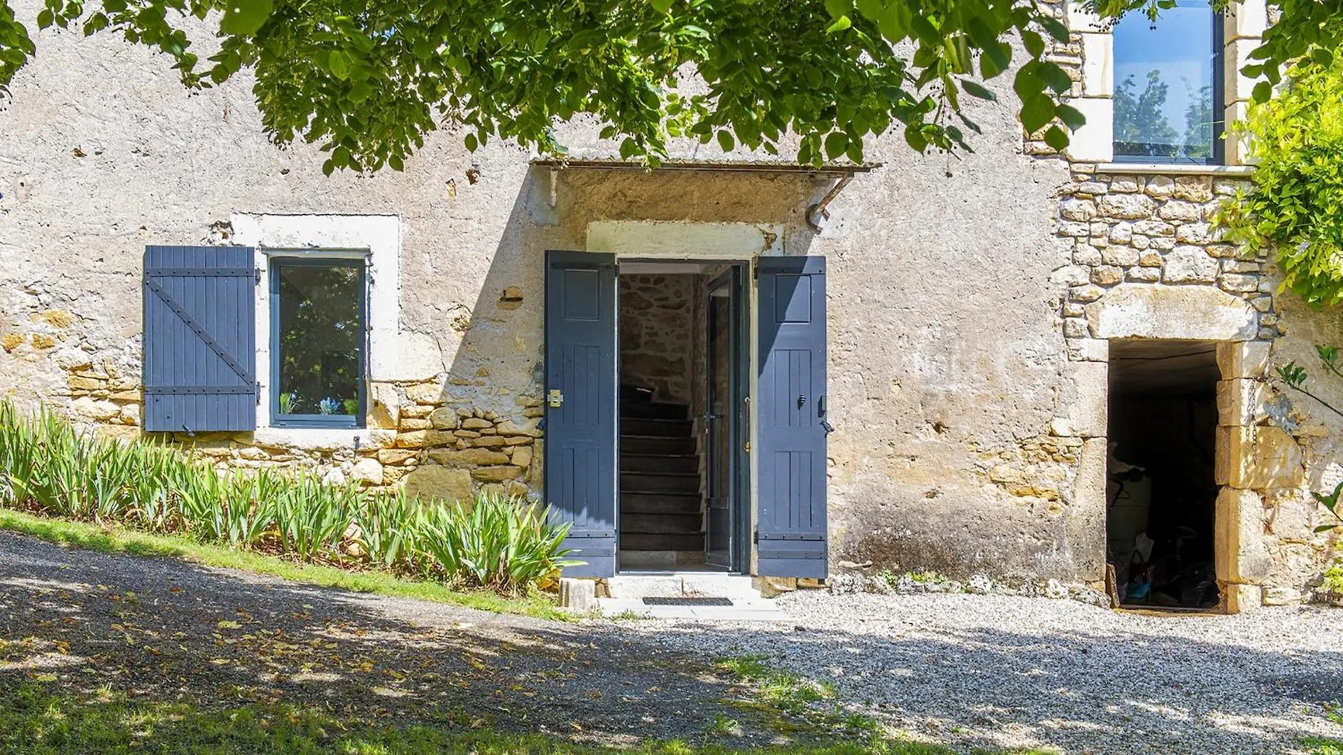 Tranquil Holiday Home In Soturac With Pool