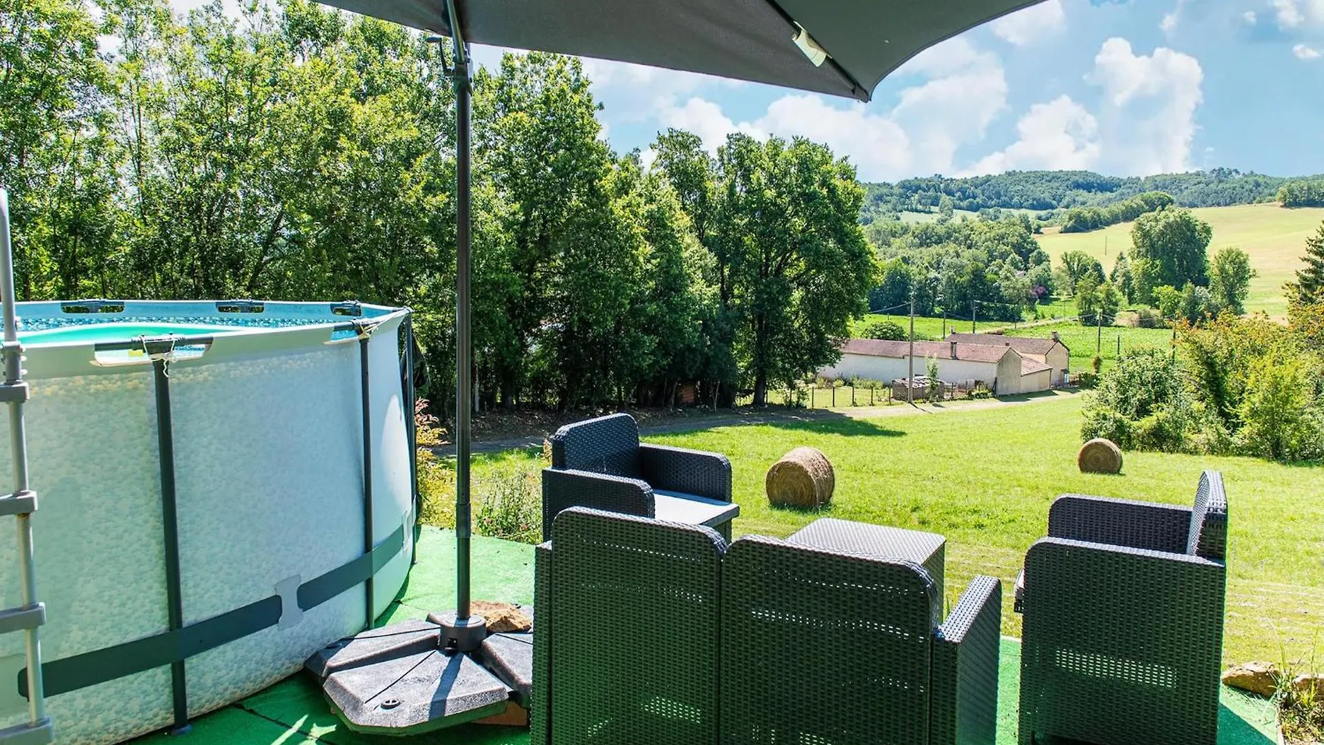 Tranquil Holiday Home In Soturac With Pool